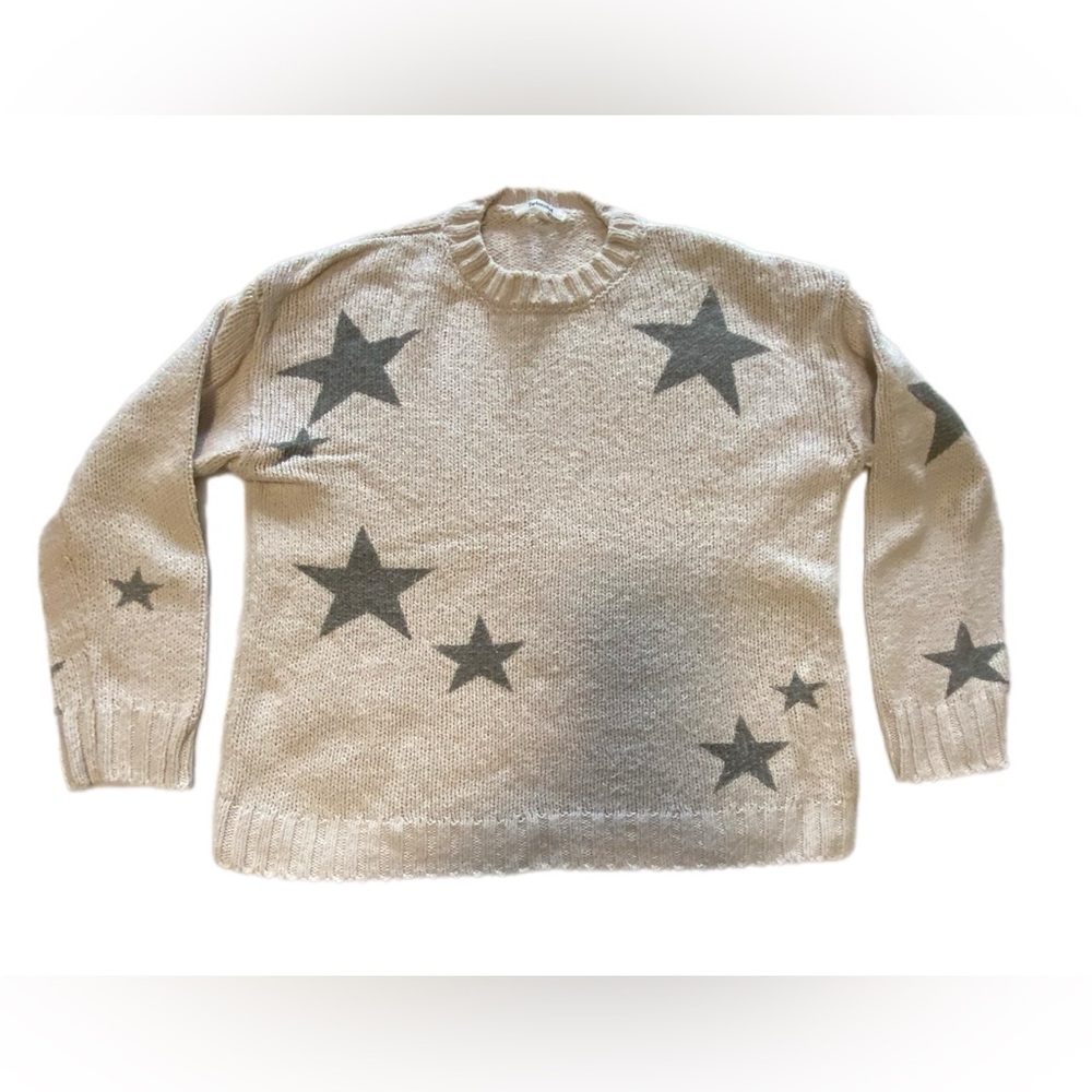Splendid Cream Sweater with Gray Star Pattern small - Picture 3 of 8